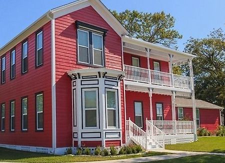 Red Velvet Inn Navasota Exteriér fotografie